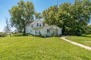 1360 190th St E, Jordan, MN 55352 - Photo 5