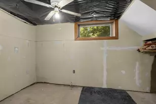 1257 7th St E, Saint Paul, MN 55106 - Photo 25
