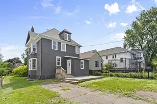 1323 Lincoln Ave, Saint Paul, MN 55105 - Photo 3