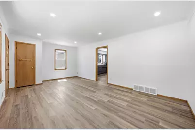 819 15th Street N, Moorhead, MN 56560 - Photo 11