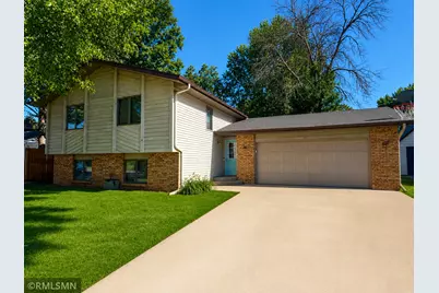 815 10th Street W, Hastings, MN 55033 - Photo 1