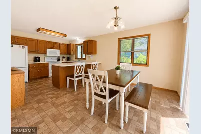 815 10th Street W, Hastings, MN 55033 - Photo 5