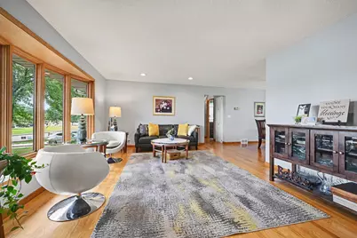 1201 County Road B2 W, Roseville, MN 55113 - Photo 3