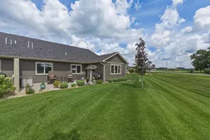 3588 Newcastle Dr, River Falls, WI 54022 - Photo 27