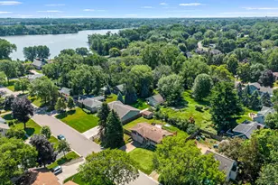 1561 15th Terrace NW, New Brighton, MN 55112 - Photo 9