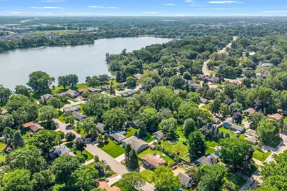 1561 15th Terrace NW, New Brighton, MN 55112 - Photo 5