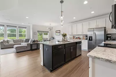762 Stonegate Road, Chanhassen, MN 55317 - Photo 5
