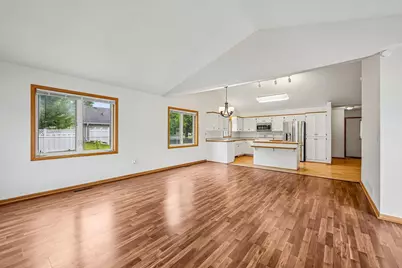 720 Oakwood Street NW, Isanti, MN 55040 - Photo 11