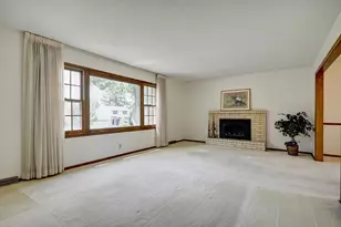 8930 23rd Ave N, Golden Valley, MN 55427 - Photo 9