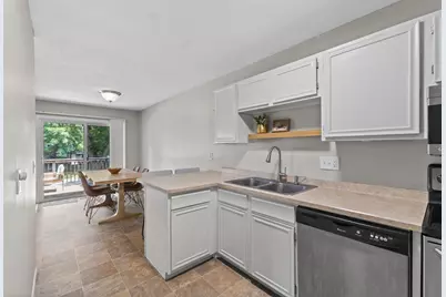 10724 Cavell Road, Bloomington, MN 55438 - Photo 11