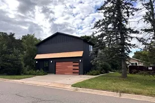 6601 Naomi Dr, Edina, MN 55439 - Photo 1