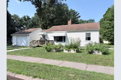 560 2nd Avenue NW, Milaca, MN 56353 - Photo 1