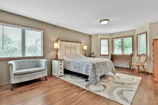 987 Demont Ave E, Maplewood, MN 55109 - Photo 21