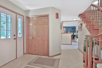 987 Demont Avenue E, Maplewood, MN 55109 - Photo 7