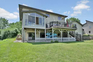 987 Demont Ave E, Maplewood, MN 55109 - Photo 5