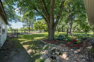 223 Joy Ave SW, Madelia, MN 56062 - Photo 35