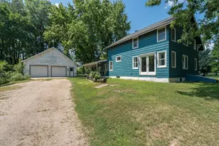 223 Joy Ave SW, Madelia, MN 56062 - Photo 1