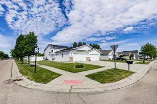 4459 15th St S, Moorhead, MN 56560 - Photo 3