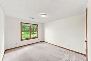 4254 Oakmede Ln, White Bear Lake, MN 55110 - Photo 27
