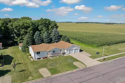 1315 Adams Avenue, Fairmont, MN 56031 - Photo 1