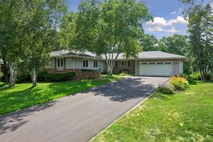 7204 Glouchester Dr, Edina, MN 55435 - Photo 1