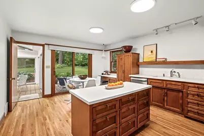 110 19th Avenue SW, New Brighton, MN 55112 - Photo 3