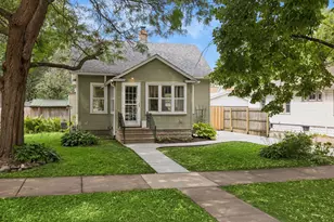 299 Sidney St W, Saint Paul, MN 55107 - Photo 1