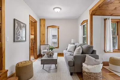 299 Sidney Street W, Saint Paul, MN 55107 - Photo 9