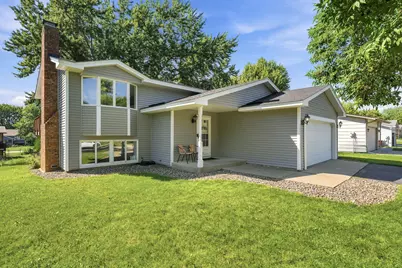 2682 Guthrie Avenue N, Oakdale, MN 55128 - Photo 3