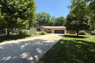 104 Cedar Point, Redwood Falls, MN 56283 - Photo 3
