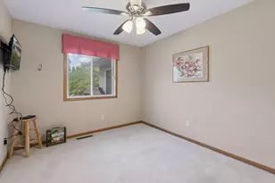 13323 Glenhaven Ct, Apple Valley, MN 55124 - Photo 21