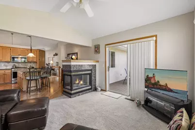 13323 Glenhaven Court, Apple Valley, MN 55124 - Photo 5