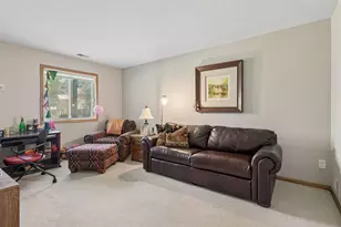 13323 Glenhaven Ct, Apple Valley, MN 55124 - Photo 27