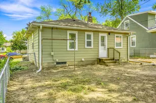 285 Hazelwood St, Saint Paul, MN 55106 - Photo 23