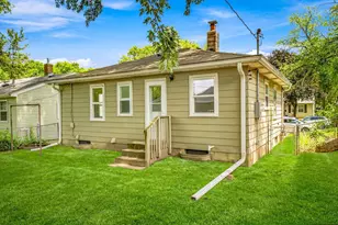 285 Hazelwood St, Saint Paul, MN 55106 - Photo 21
