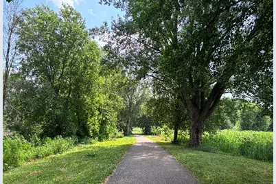 2411 Unity Avenue N, Golden Valley, MN 55422 - Photo 37