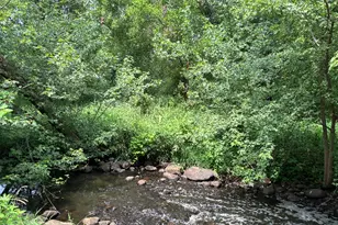 2411 Unity Ave N, Golden Valley, MN 55422 - Photo 33