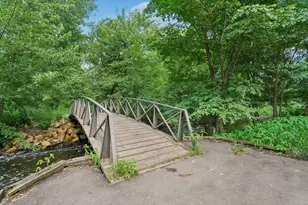 2411 Unity Ave N, Golden Valley, MN 55422 - Photo 31