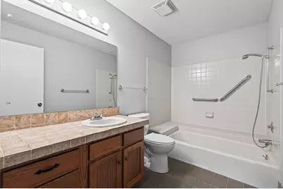 3020 Saint Albans Mill Road #205, Hopkins, MN 55305 - Photo 15