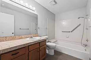 3020 St Albans Mill Rd, Hopkins, MN 55305 - Photo 15