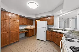 3020 St Albans Mill Rd, Hopkins, MN 55305 - Photo 9