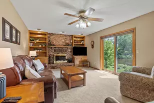 6427 Deerwood Ln, Lino Lakes, MN 55014 - Photo 9