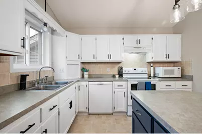 10703 Karston Avenue NE, Albertville, MN 55301 - Photo 5