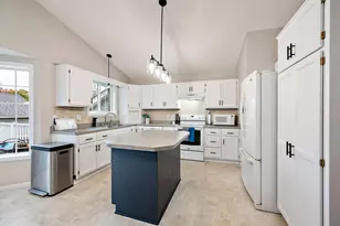 10703 Karston Ave NE, Albertville, MN 55301 - Photo 3