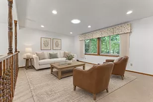 1810 Howell Street N, Falcon Heights, MN 55113 - Photo 3