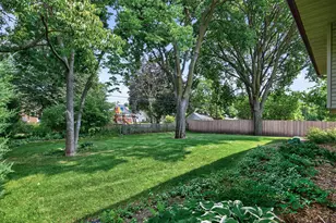1810 Howell Street N, Falcon Heights, MN 55113 - Photo 9
