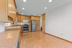 1810 Howell Street N, Falcon Heights, MN 55113 - Photo 31