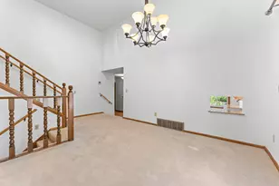1810 Howell Street N, Falcon Heights, MN 55113 - Photo 13