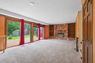 7640 Douglas Dr N, Brooklyn Park, MN 55443 - Photo 29