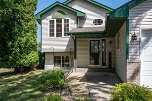 10720 57th St NE, Albertville, MN 55301 - Photo 3